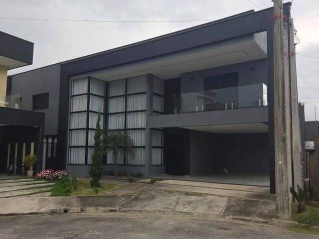 Venda em Jardim Jacinto - Jacareí