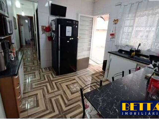Casa para Venda em São José dos Campos - 5