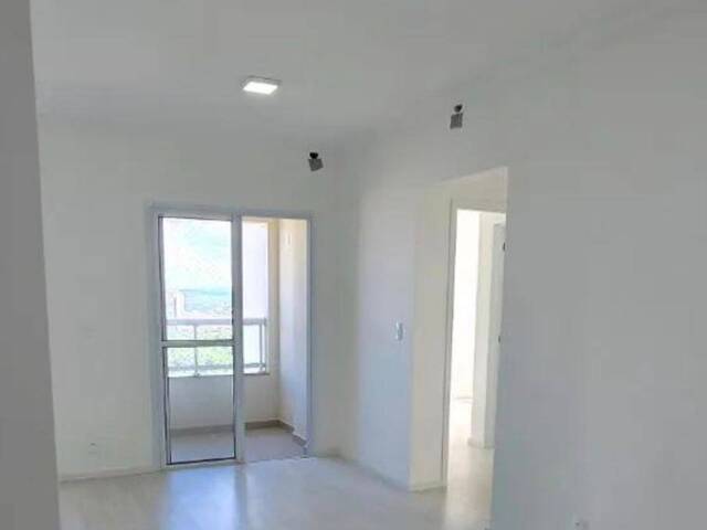 Venda em Loteamento Villa Branca - Jacareí