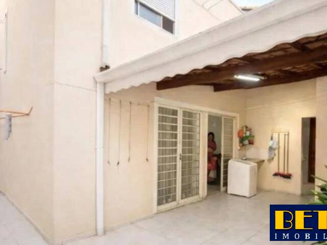 #7719 - Casa para Venda em Jacareí - SP - 2