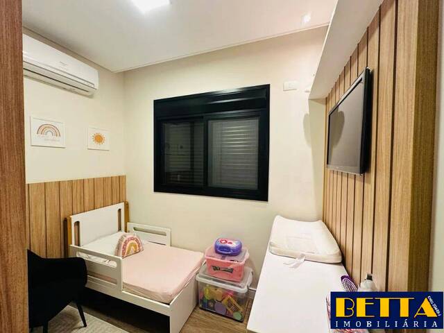 #7728 - Casa para Venda em Jacareí - SP - 2