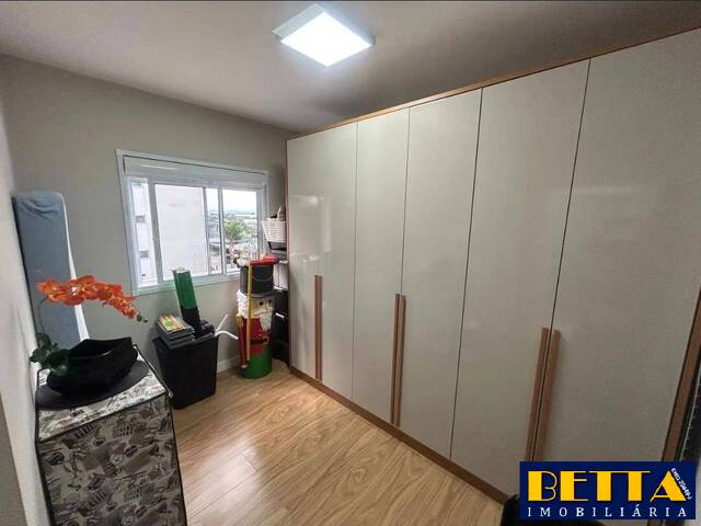 Apartamento para Venda em Jacareí - 4