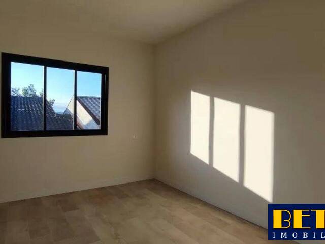 Casa para Venda em Jacareí - 4