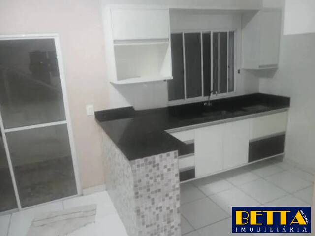 Sobrado para Venda em São José dos Campos - 4