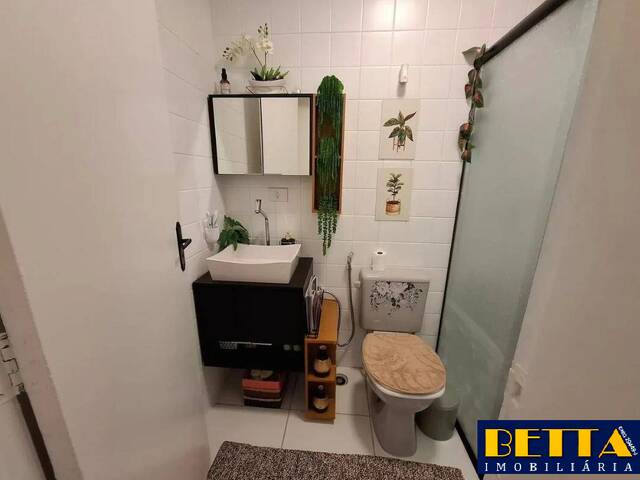 #7826 - Apartamento para Venda em Jacareí - SP - 2
