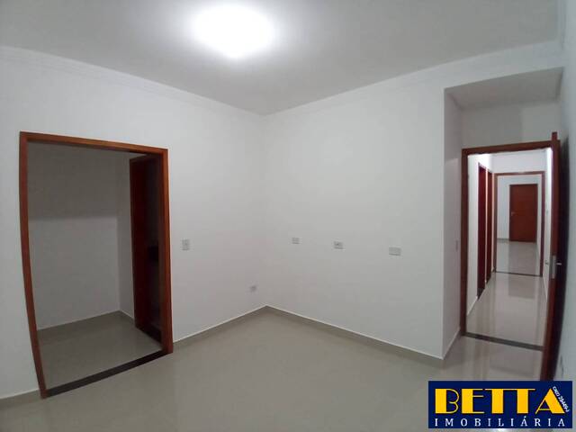 Casa para Locação em Jacareí - 3