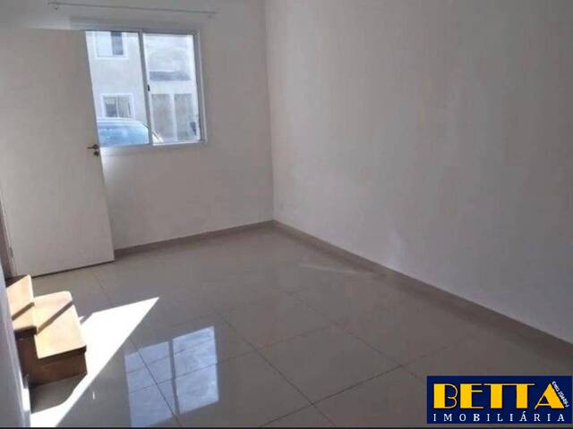 #7837 - Casa para Venda em Jacareí - SP - 2