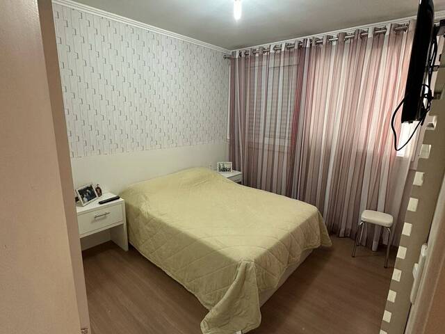 Apartamento para Venda em Jacareí - 2