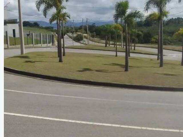 Área para Venda em São José dos Campos - 5