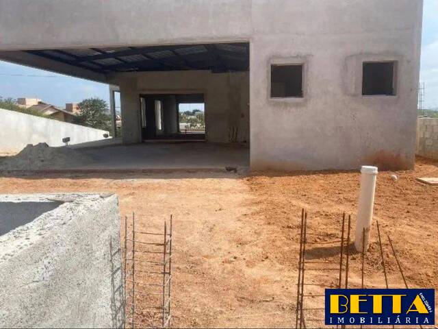 #7896 - Casa para Venda em Jacareí - SP - 2