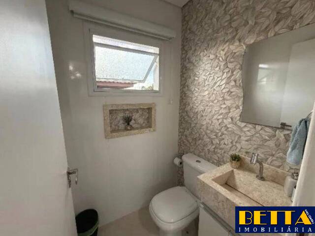 #7898 - Casa para Venda em Jacareí - SP - 3