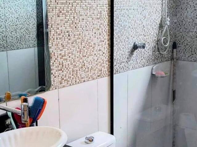#7921 - Casa para Venda em Jacareí - SP - 2