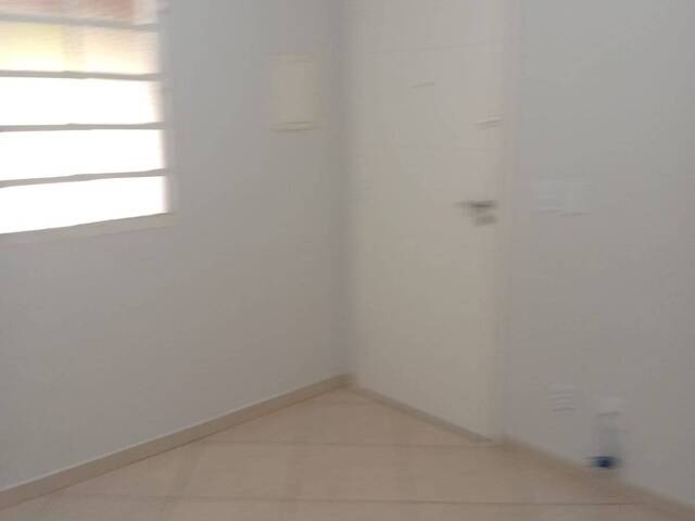 #7952 - Casa para Venda em Jacareí - SP - 2