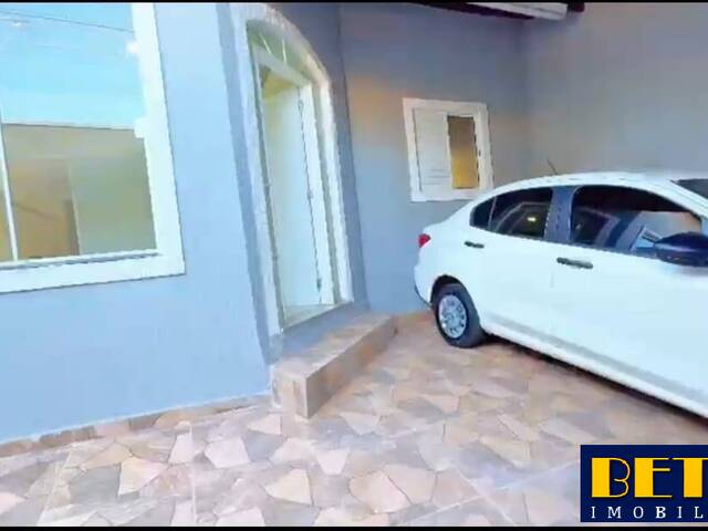 #7968 - Casa para Venda em Jacareí - SP - 1