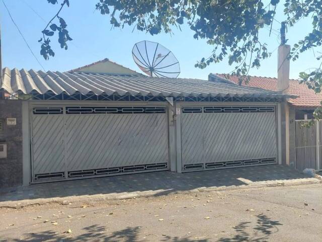 #7970 - Casa para Venda em Jacareí - SP - 1