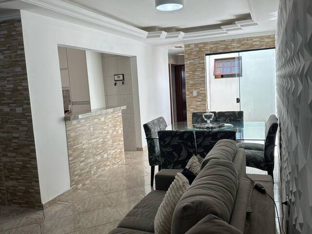 #7998 - Casa para Venda em Jacareí - SP - 2