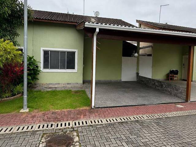 Venda em Cidade Salvador - Jacareí