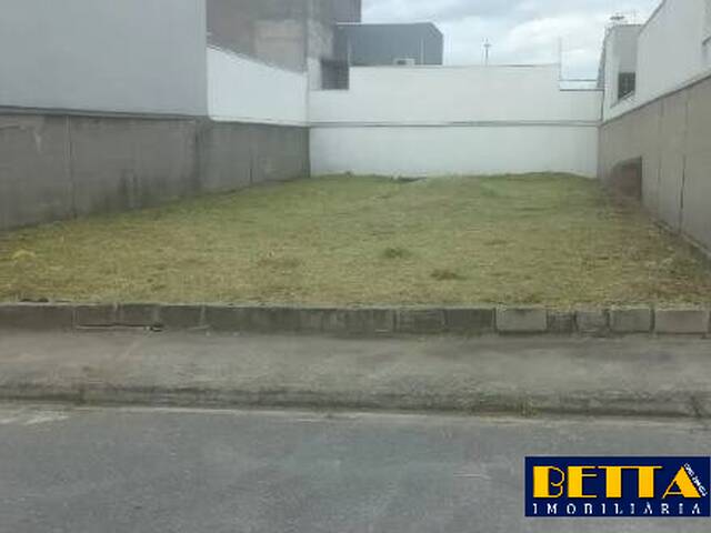 #8010 - Terreno para Venda em Jacareí - SP - 1