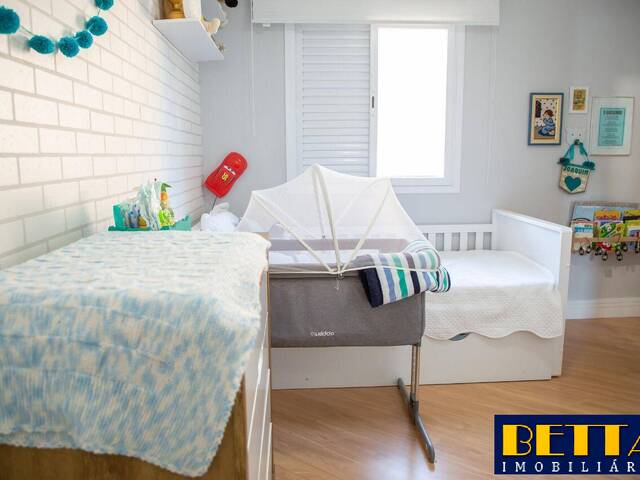 #8023 - Casa em condomínio para Venda em Jacareí - SP