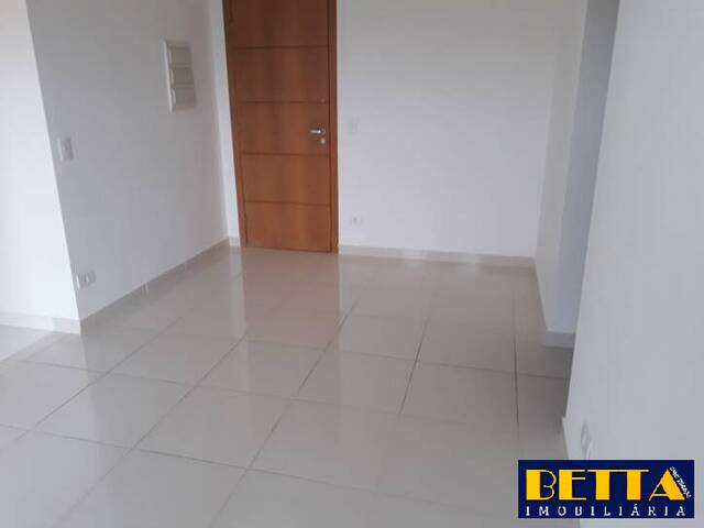 Apartamento para Venda em Jacareí - 3