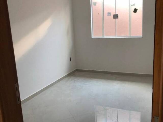 Casa para Venda em Jacareí - 3