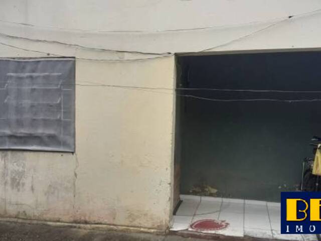 #6418 - Casa para Venda em Jacareí - SP - 1